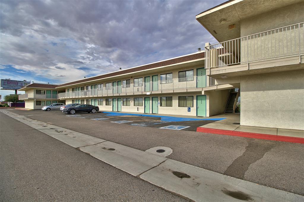 Budgetel Inn & Suites Yuma Exterior photo